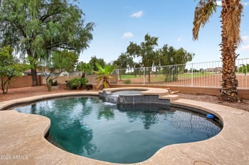 984 Western Skies Dr, Gilbert, AZ 85296
