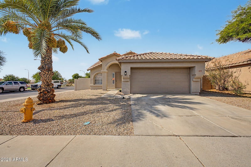 984 W Morelos St, Chandler, AZ 85225
