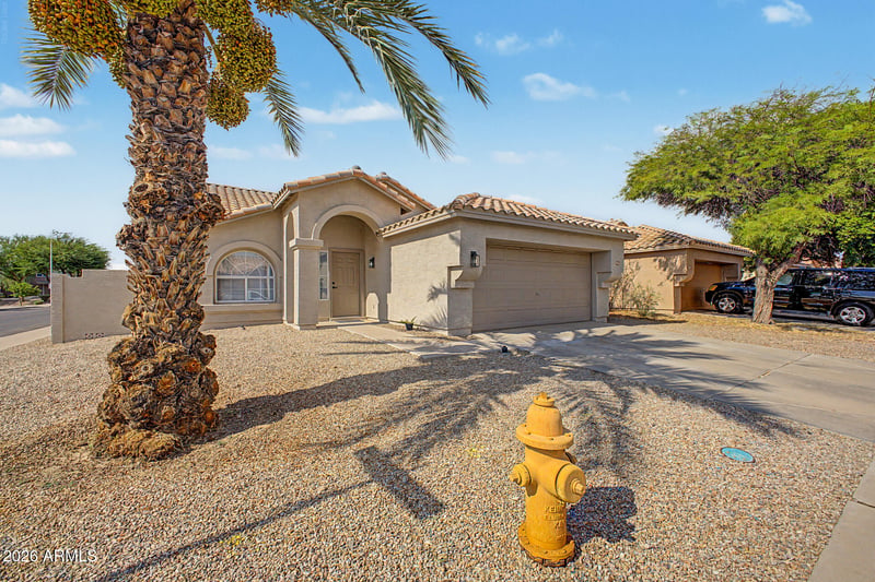 984 W Morelos St, Chandler, AZ 85225