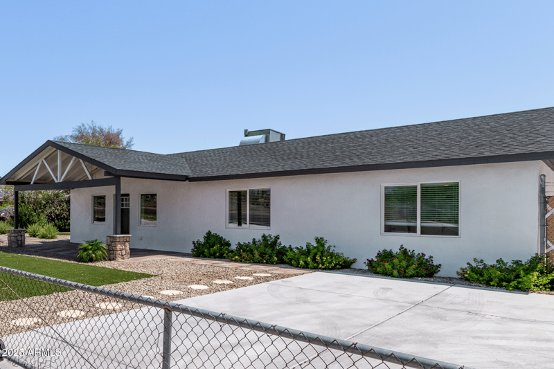 9845 15th Ave, Phoenix, AZ 85021