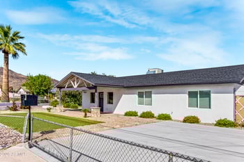 9845 15th Ave, Phoenix, AZ 85021