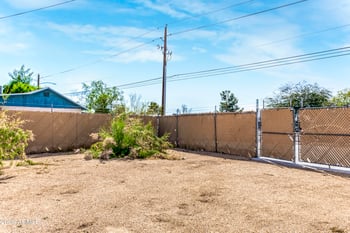 9845 15th Ave, Phoenix, AZ 85021