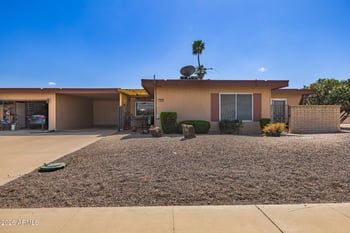 9845 Royal Ridge Dr, Sun City, AZ 85351