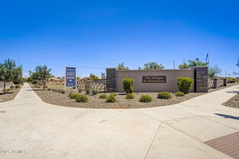 9846 Odeum Ln, Tolleson, AZ 85353