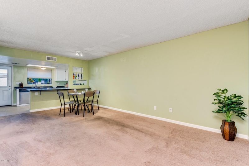 9846 S 48th Way #4, Phoenix, AZ 85044