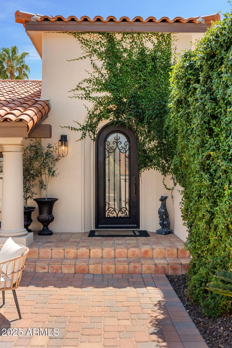 9849 Topaz Dr, Scottsdale, AZ 85258