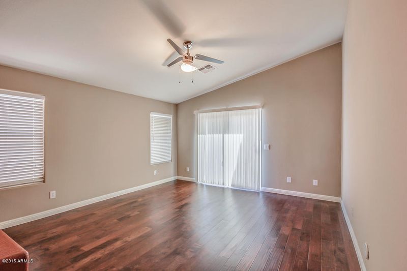 985 E Dragon Fly Rd, San Tan Valley, AZ 85143