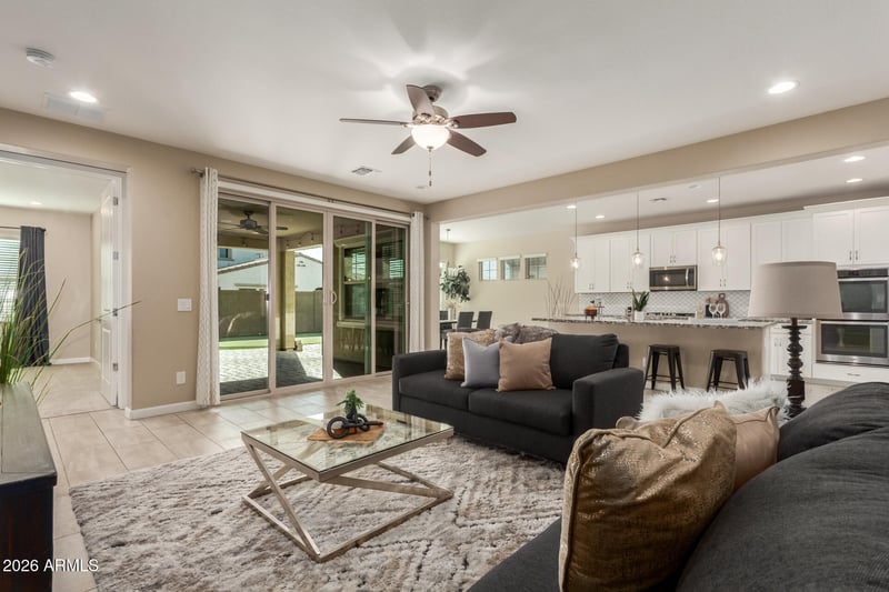 985 Zion Way, Chandler, AZ 85248