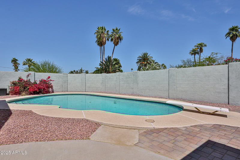 9851 28th Way, Phoenix, AZ 85028
