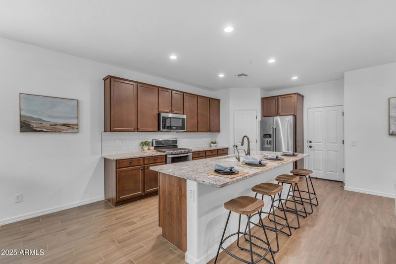9853 E Solstice Ave, Mesa, AZ 85212