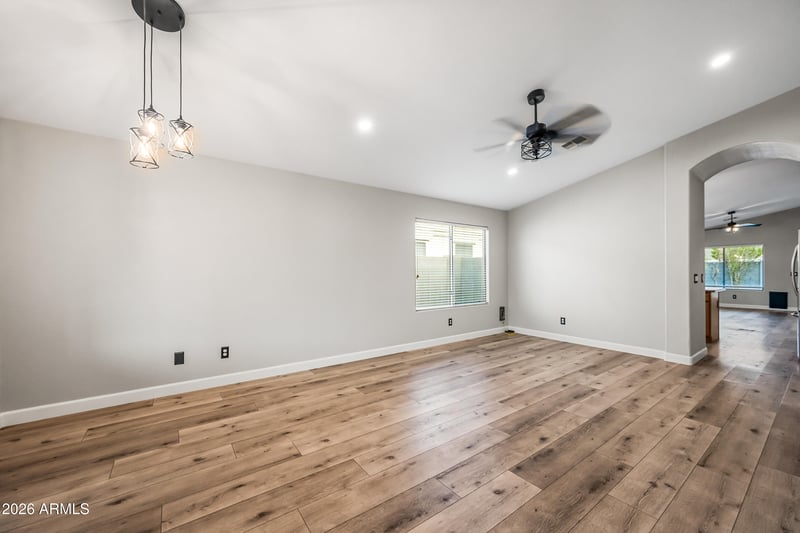 9859 W Quail Ave, Peoria, AZ 85383