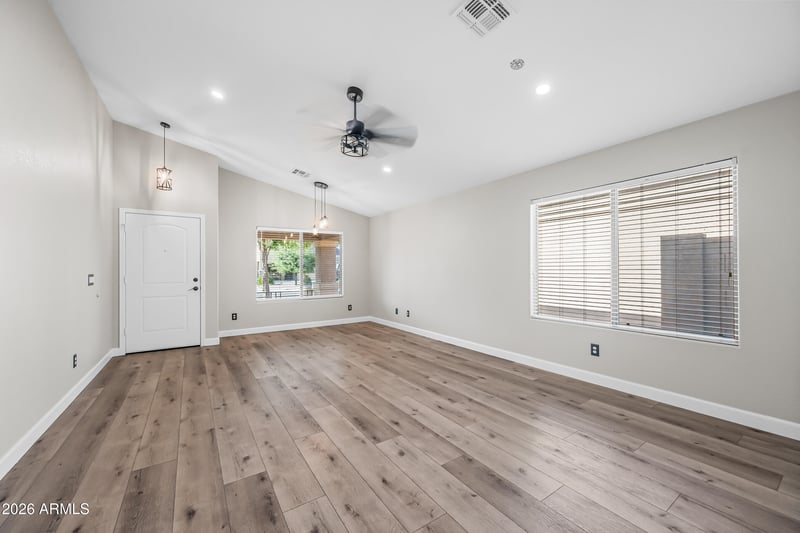 9859 W Quail Ave, Peoria, AZ 85383