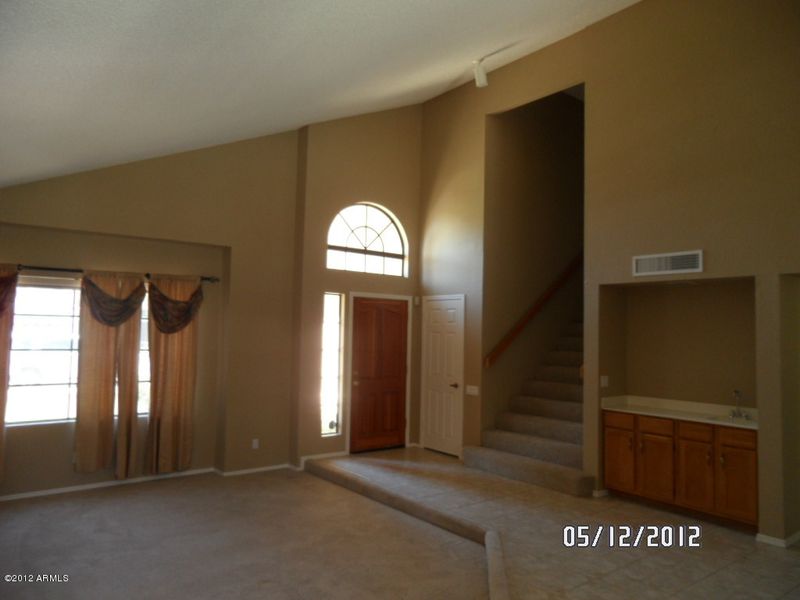 986 E Drake Dr, Tempe, AZ 85283