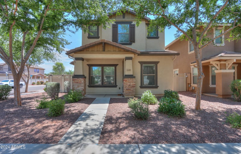 986 S Hawk Ln, Gilbert, AZ 85296