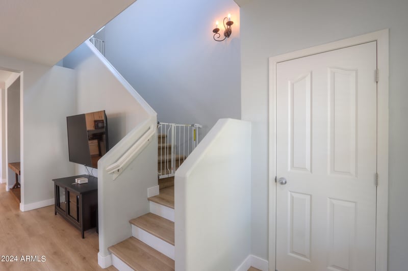 986 S Hawk Ln, Gilbert, AZ 85296