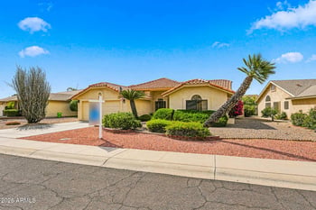 9863 Menadota Dr, Peoria, AZ 85382