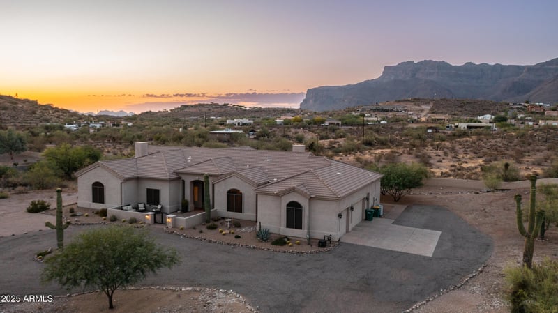 9864 Baseline Ave, Gold Canyon, AZ 85118