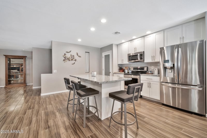 9866 Highwood Ct, Sun City, AZ 85373