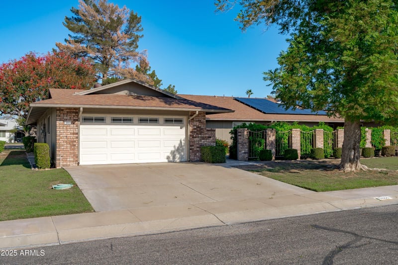 9866 Highwood Ct, Sun City, AZ 85373