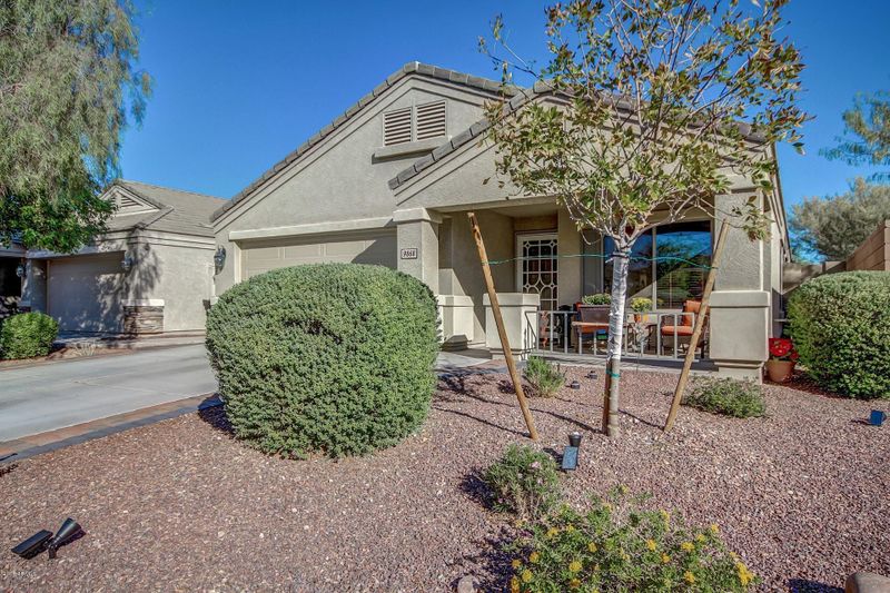 9868 W Salter Dr, Peoria, AZ 85382