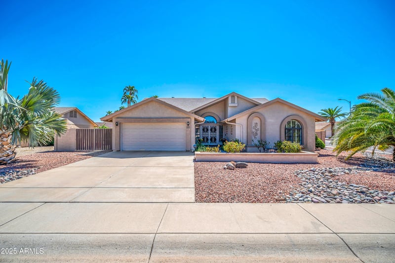 9869 Chino Dr, Peoria, AZ 85382