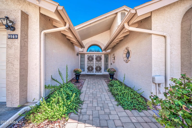 9869 Chino Dr, Peoria, AZ 85382