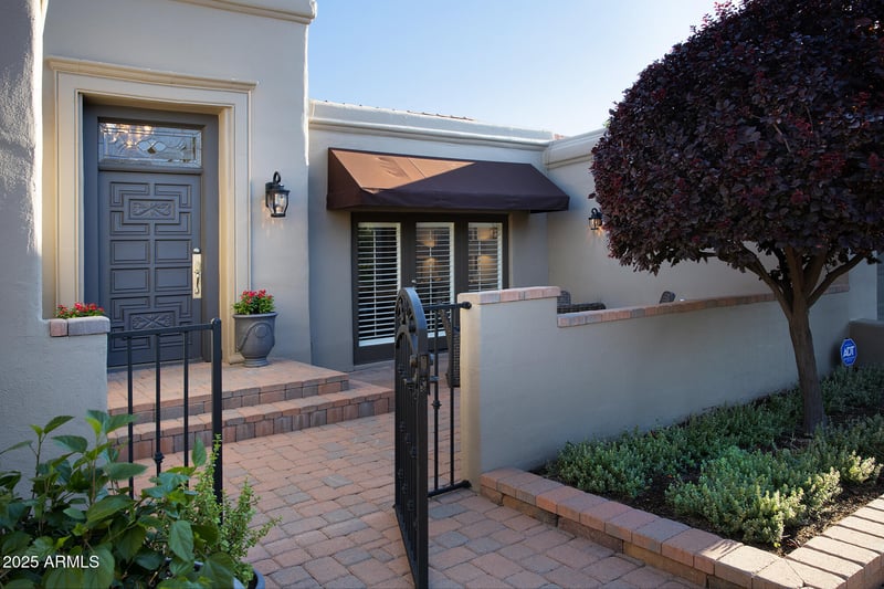 9869 Topaz Dr, Scottsdale, AZ 85258