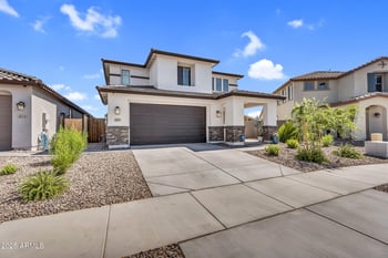 987 Macaw Dr, San Tan Valley, AZ 85140