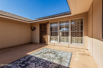 9870 Comstock Ct, Sun, AZ 85373