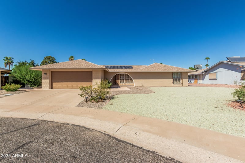 9870 Comstock Ct, Sun City, AZ 85373
