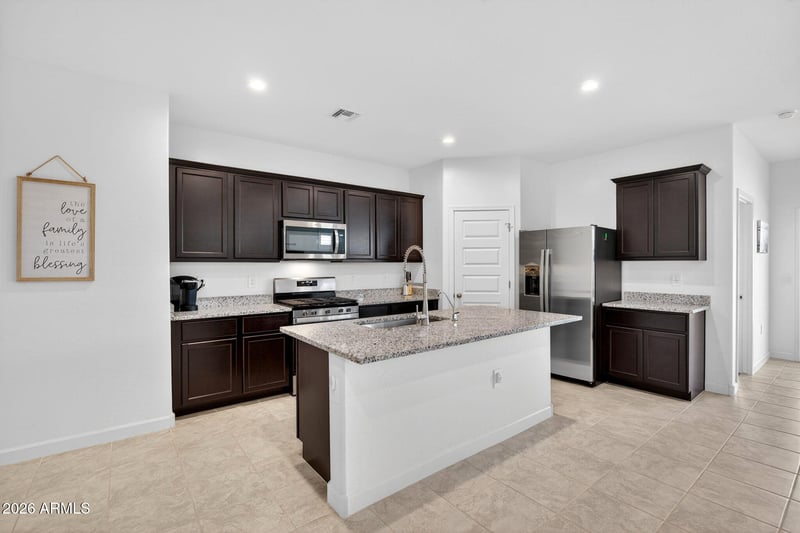 9871 Palo Verde Dr, Apache Junction, AZ 85120