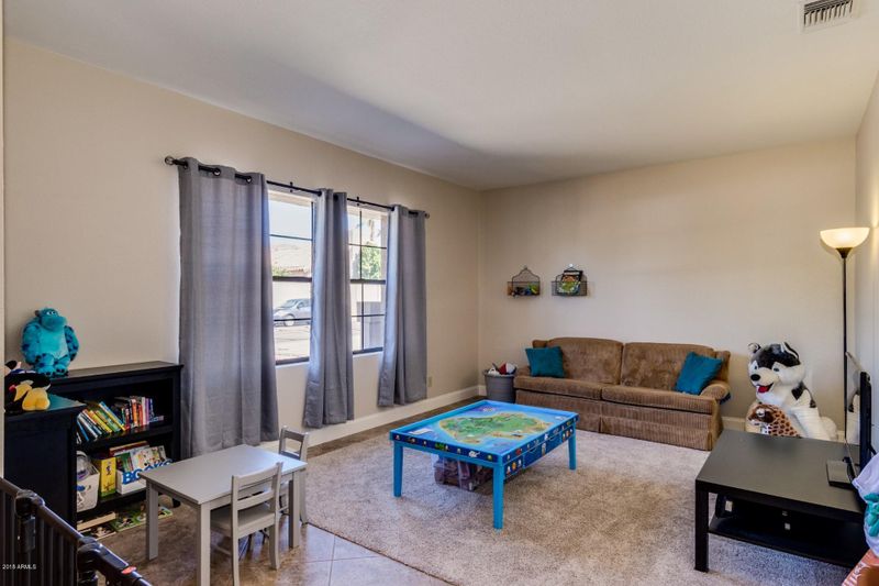 9873 E Dreyfus Ave, Scottsdale, AZ 85260