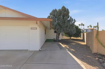 9875 Magnolia Ct, Sun, AZ 85373