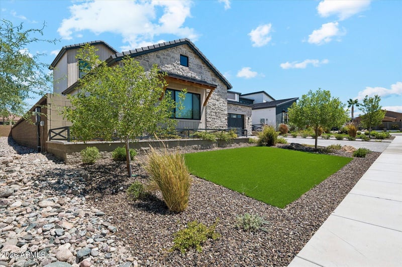 9880 W Black Hill Rd, Peoria, AZ 85383