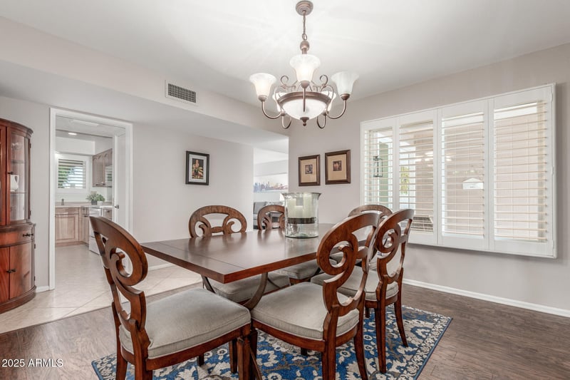 9885 Spanish Moss Ct, Sun City, AZ 85373