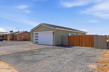 9889 Heather Dr, Arizona City, AZ 85123