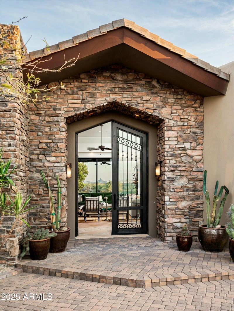 9889 Hidden Valley Rd, Scottsdale, AZ 85262