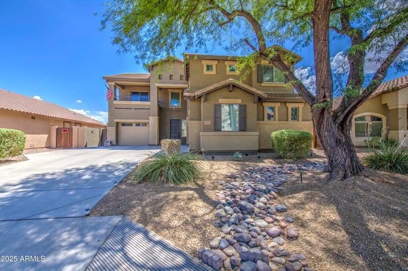 99 Pasture Canyon Dr, San Tan Valley, AZ 85143