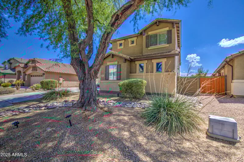99 Pasture Canyon Dr, San Tan Valley, AZ 85143