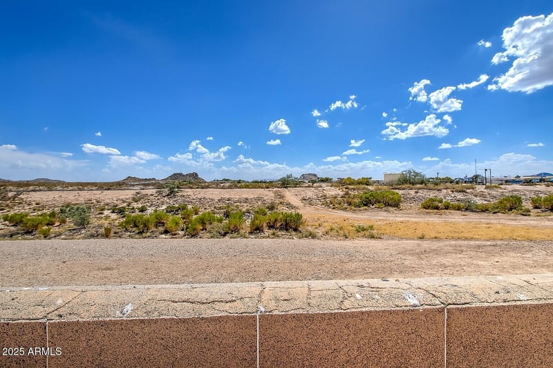 99 Pasture Canyon Dr, San Tan Valley, AZ 85143