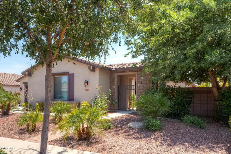 99 W Powell Way, Chandler, AZ 85248