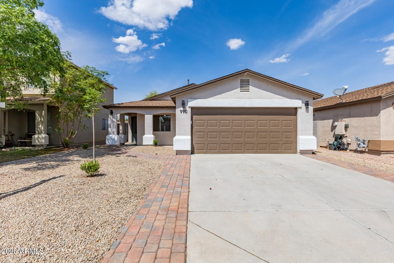 990 Desert Rose Trl, San Tan Valley, AZ 85143