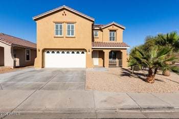 990 Doris St, Avondale, AZ 85323
