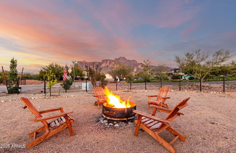 990 N Muleshoe Rd, Apache Junction, AZ 85119