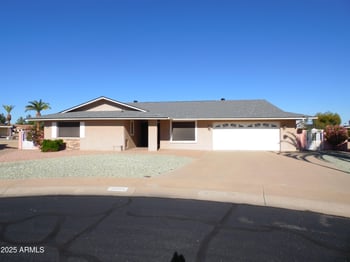 9901 Mescalero Ct, Sun City, AZ 85373