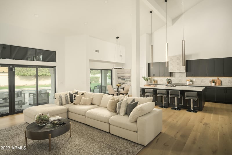 9902 E Mission Ln, Scottsdale, AZ 85258