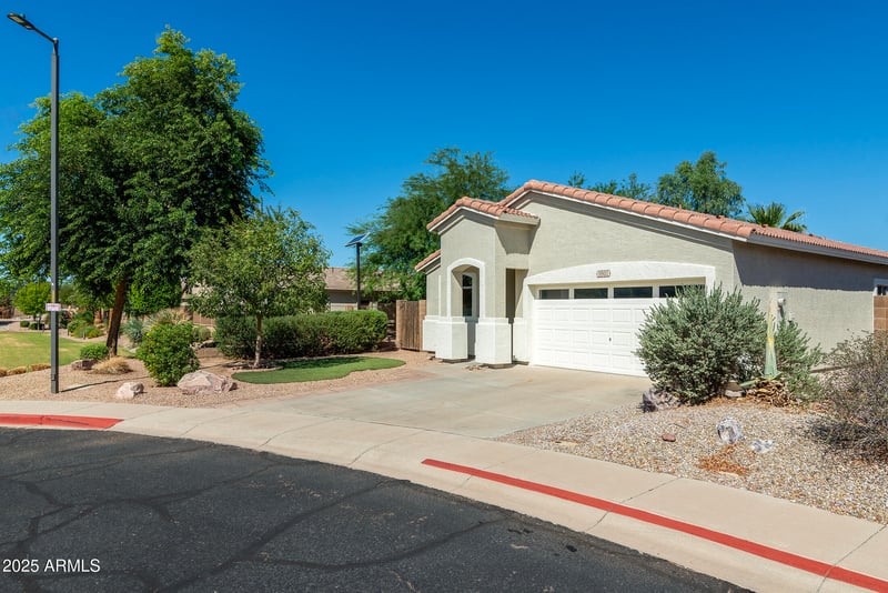 9902 Florian Ave, Mesa, AZ 85208