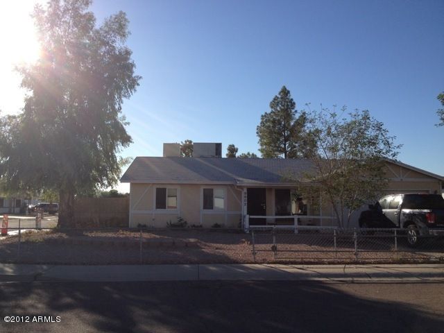 9902 N 87th Ln, Peoria, AZ 85345