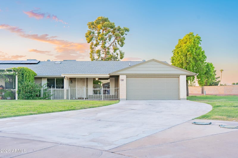 9902 Raintree Dr, Sun City, AZ 85351
