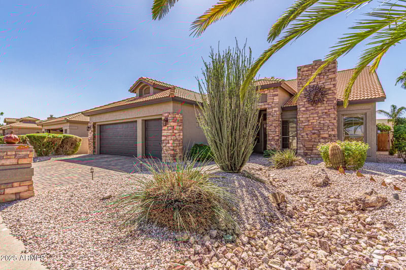 9905 Diamond Dr, Sun Lakes, AZ 85248